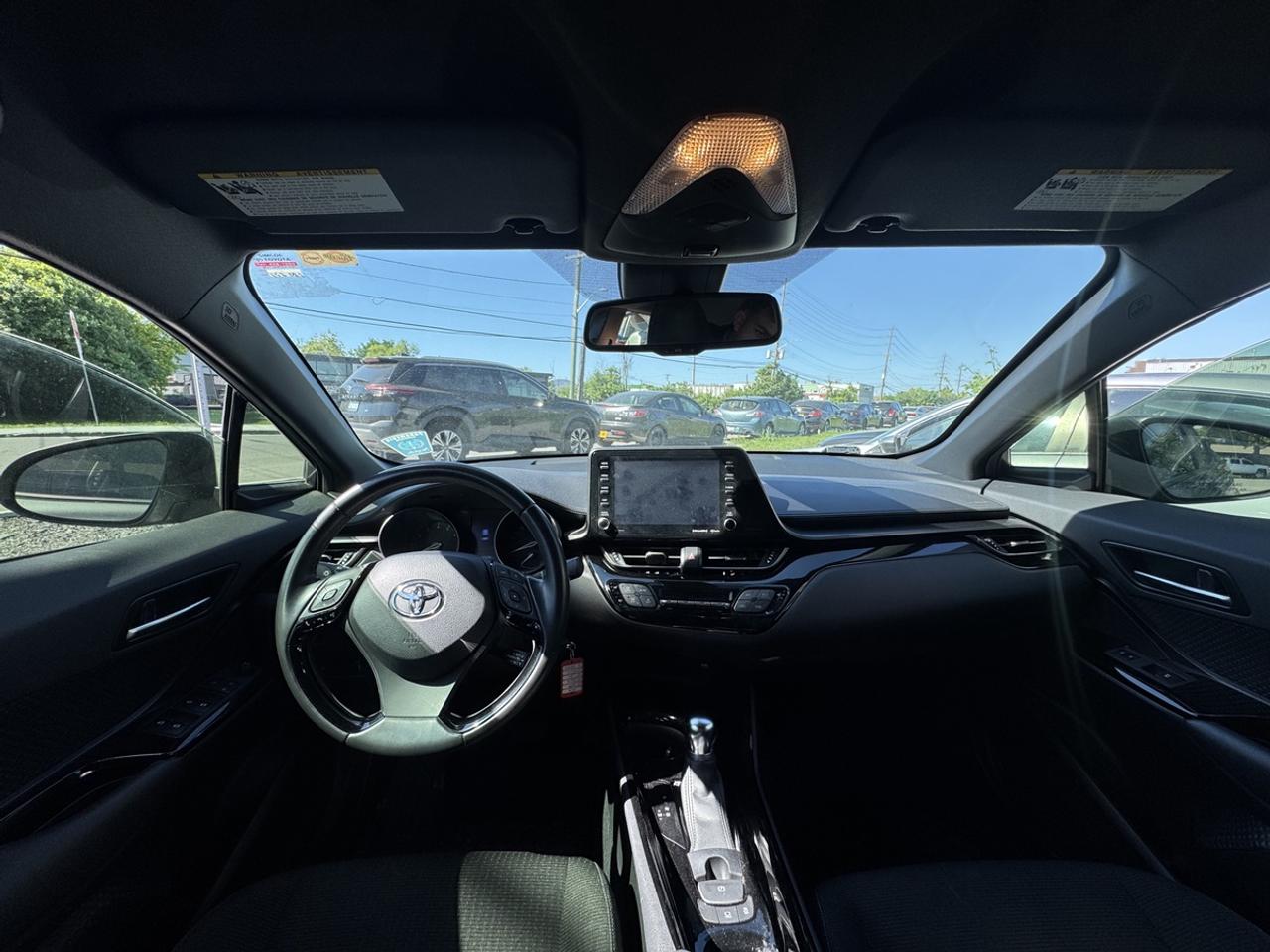 2019 Toyota C-HR XLE Photo