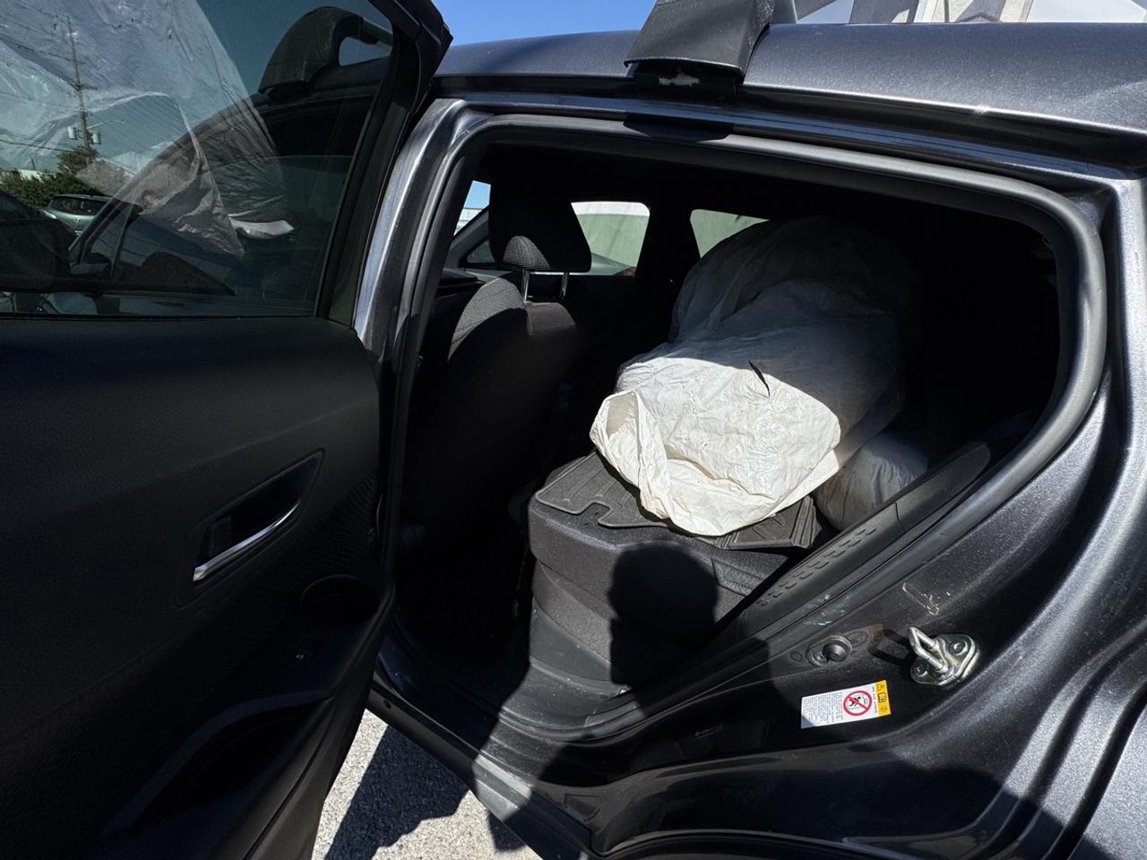 2019 Toyota C-HR XLE Photo