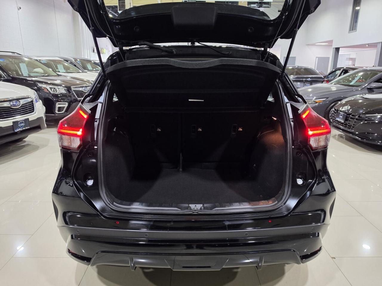 2024 Nissan Kicks SR PKG NO ACCIDENT ONE OWNER APPLE CARPLAY BLINDSP Photo
