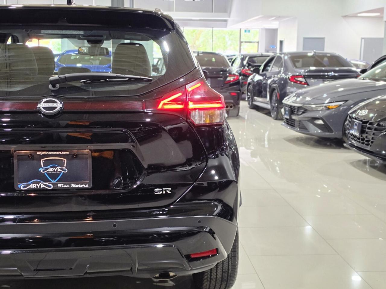 2024 Nissan Kicks SR PKG NO ACCIDENT ONE OWNER APPLE CARPLAY BLINDSP Photo