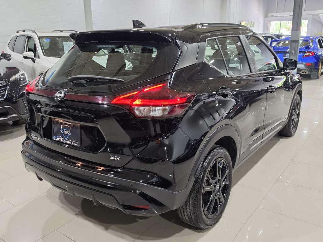 2024 Nissan Kicks SR PKG NO ACCIDENT ONE OWNER APPLE CARPLAY BLINDSPOT LANE DEPARTURE Photo