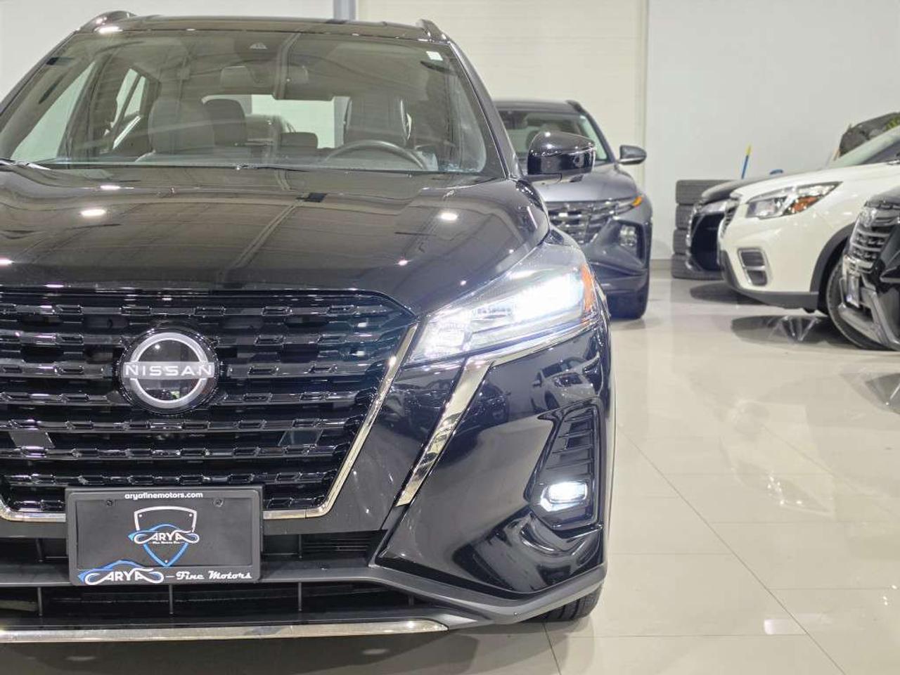 2024 Nissan Kicks SR PKG NO ACCIDENT ONE OWNER APPLE CARPLAY BLINDSPOT LANE DEPARTURE Photo