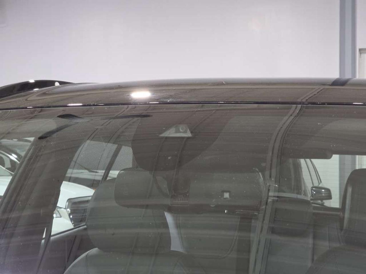 2024 Nissan Kicks SR PKG NO ACCIDENT ONE OWNER APPLE CARPLAY BLINDSPOT LANE DEPARTURE Photo