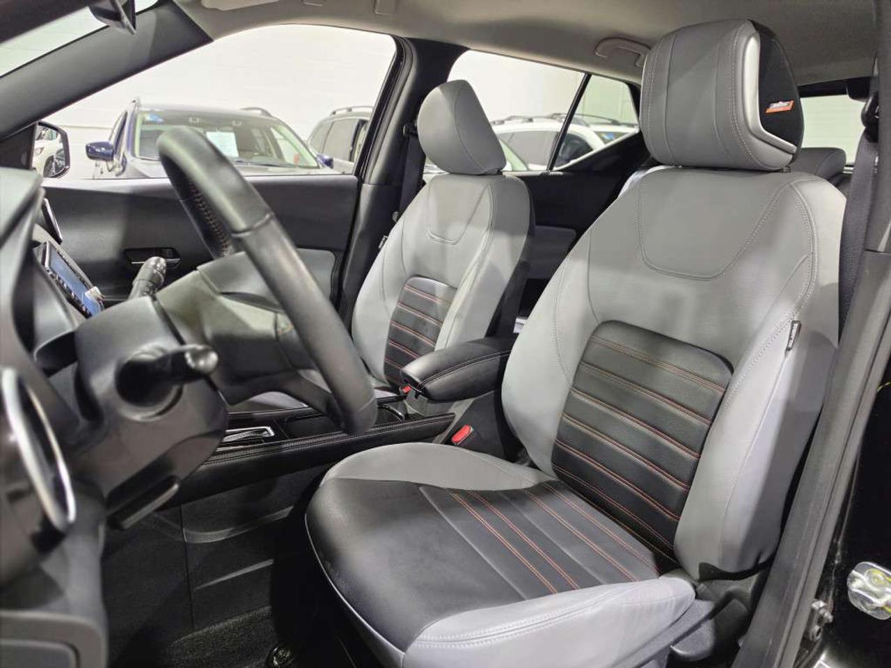 2024 Nissan Kicks SR PKG NO ACCIDENT ONE OWNER APPLE CARPLAY BLINDSPOT LANE DEPARTURE Photo
