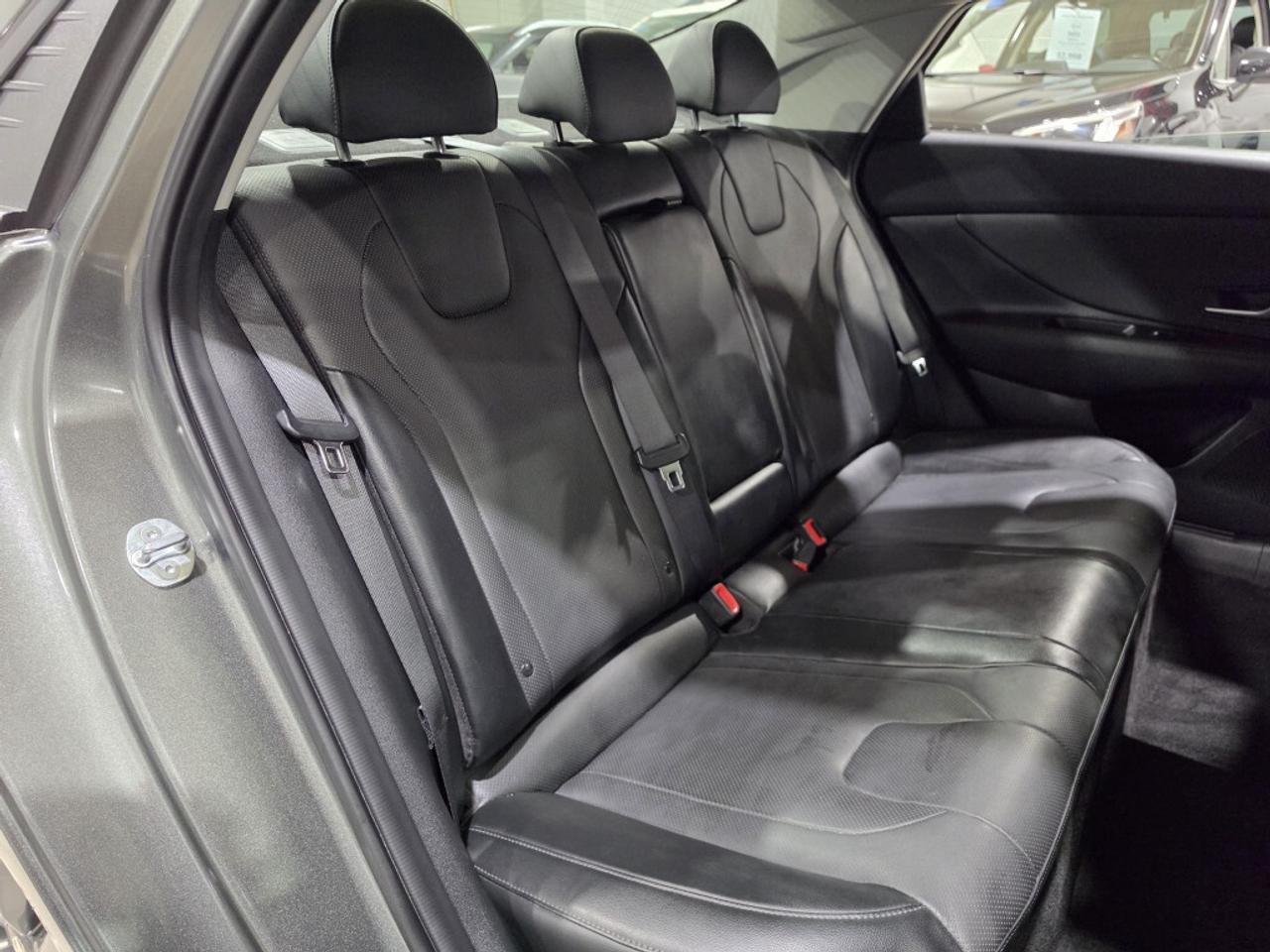 2023 Hyundai Elantra Luxury IVT NO ACCIDENT ONTARIO VEHICLE ONE OWNER L Photo
