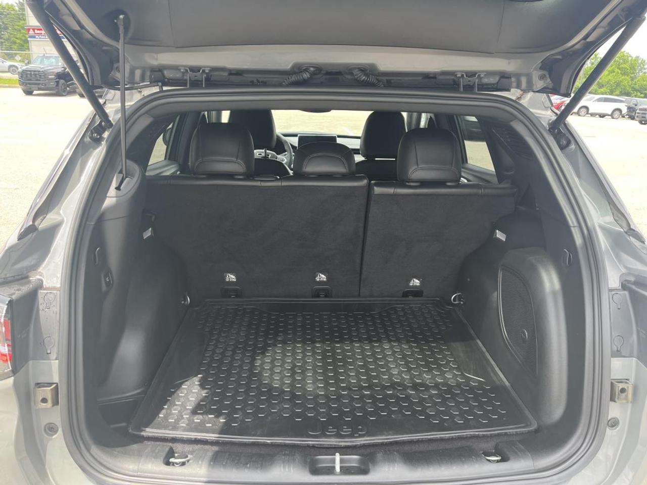 2024 Jeep Compass Trailhawk Elite 4x4 Photo