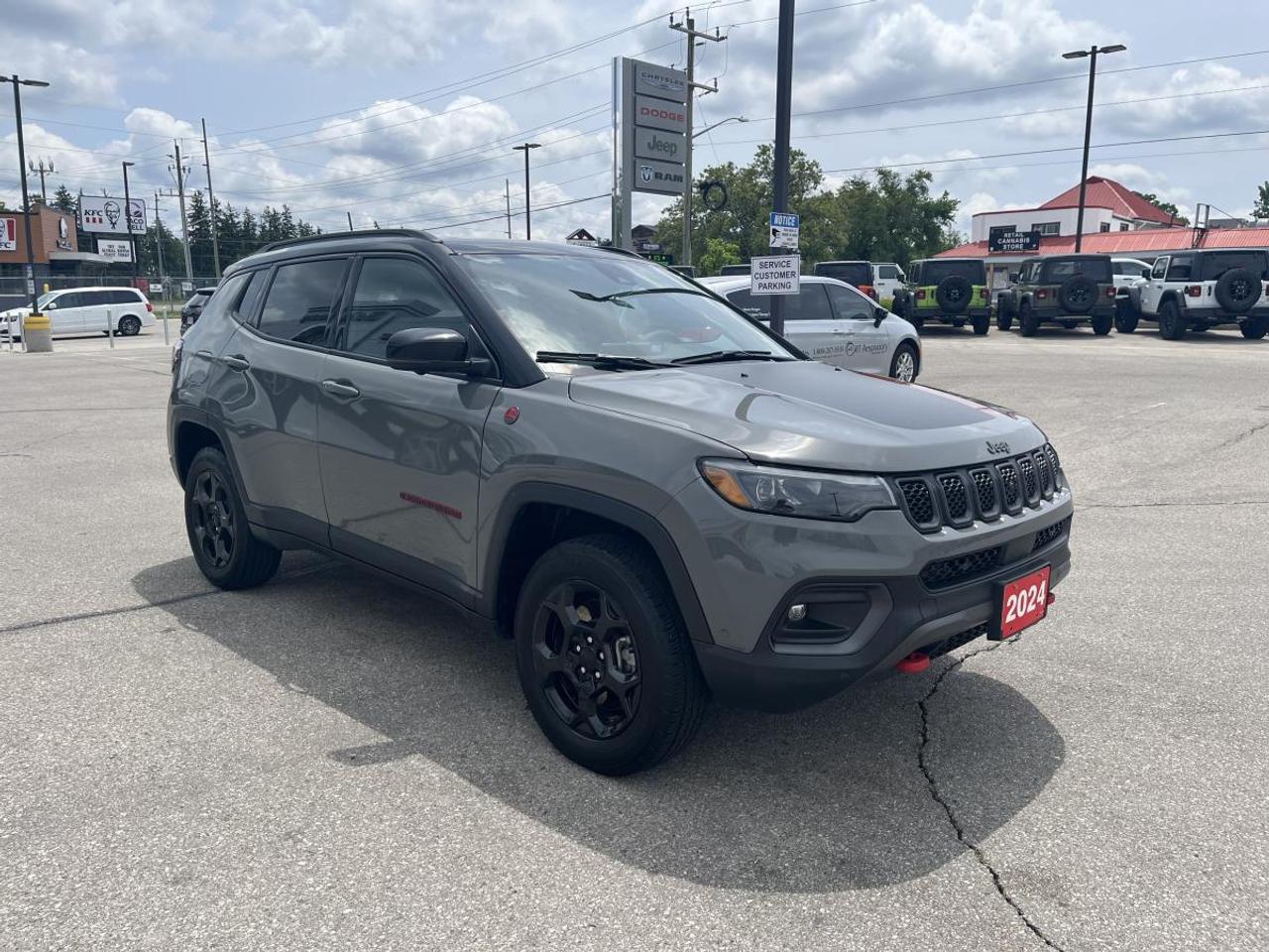 2024 Jeep Compass Trailhawk Elite 4x4 Photo