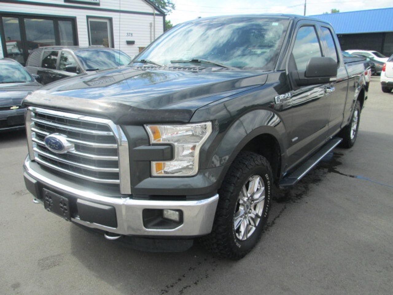 2015 Ford F-150 4WD SuperCab 145  XLT, Back Up Camera, Side Steps Photo