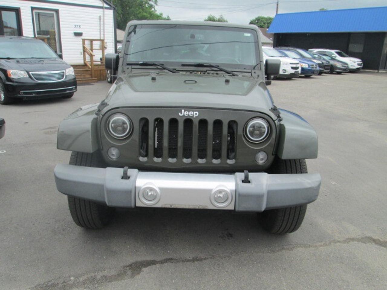 2015 Jeep WRANGLER UNLIMITED 4WD 4dr Sahara, Power Group, Alloy Wheels Photo