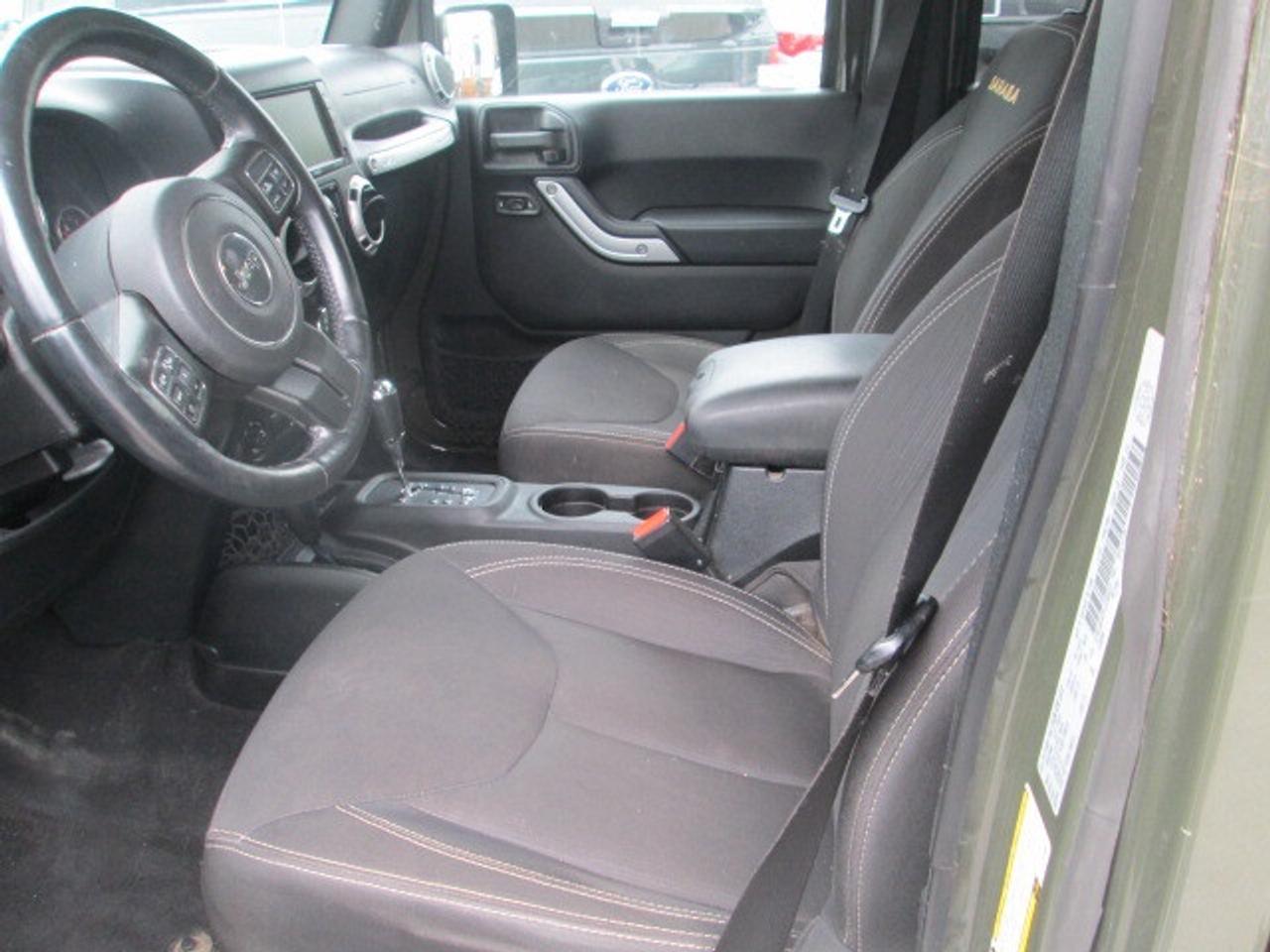 2015 Jeep WRANGLER UNLIMITED 4WD 4dr Sahara, Power Group, Alloy Wheels Photo