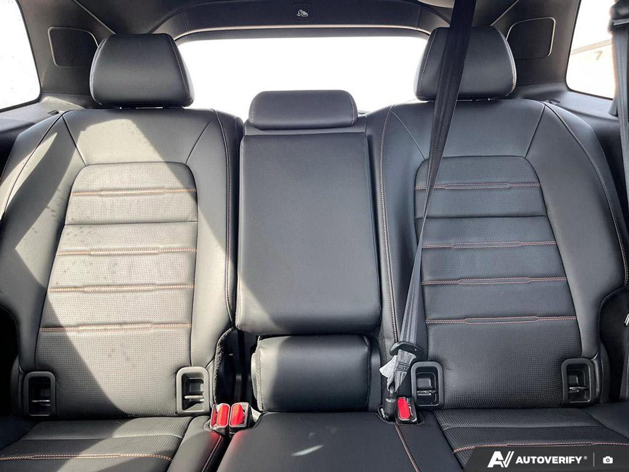 2024 Honda CR-V Hybrid Touring | Leather | Nav | Sunroof | Safety Tech | Photo