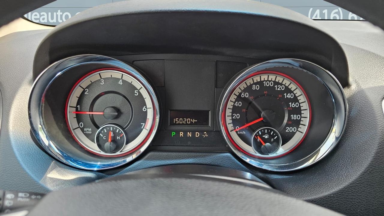 2016 Dodge Grand Caravan SXT Photo