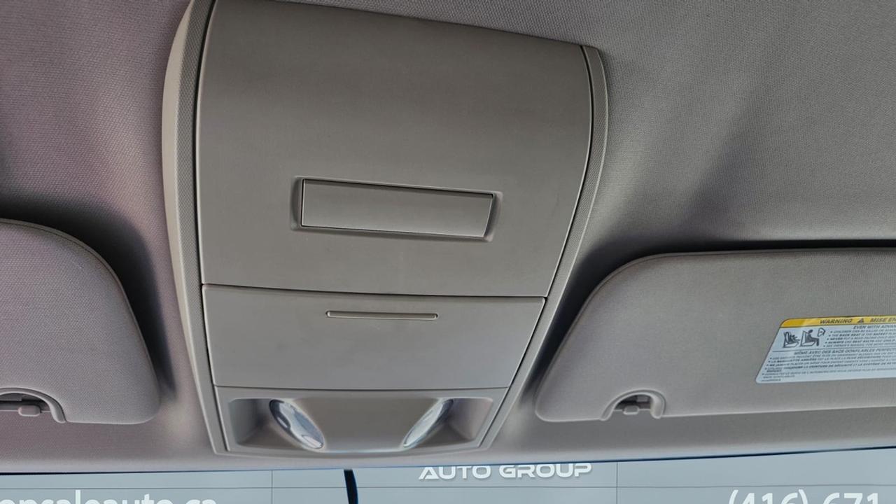 2016 Dodge Grand Caravan SXT Photo