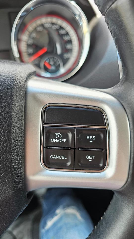 2016 Dodge Grand Caravan SXT Photo