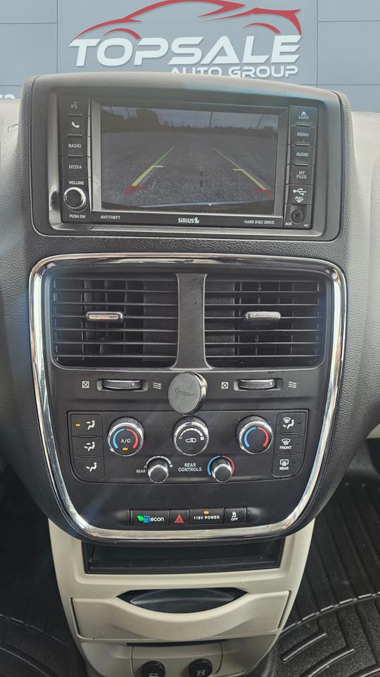 2016 Dodge Grand Caravan SXT Photo