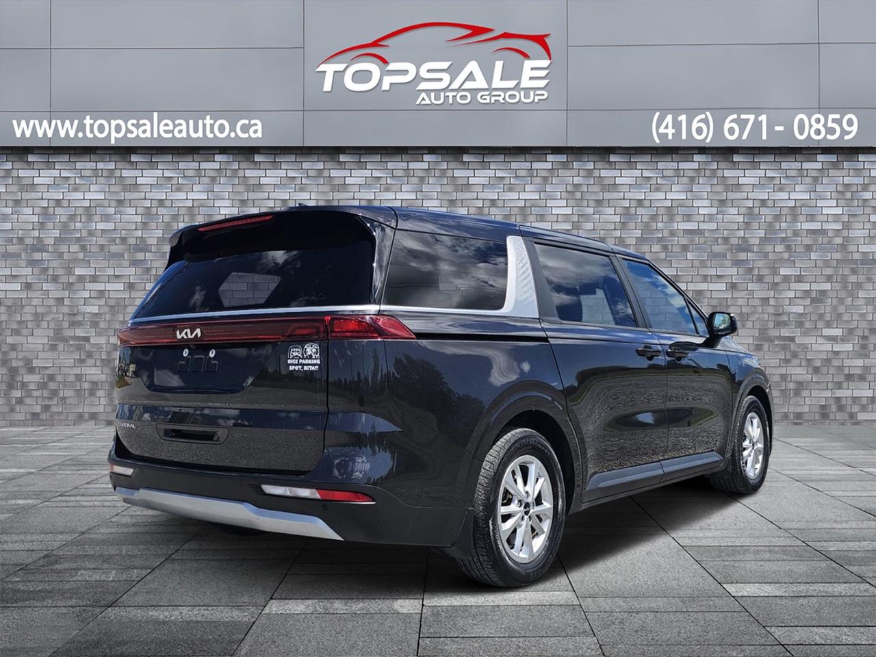 2023 Kia Carnival LX Photo