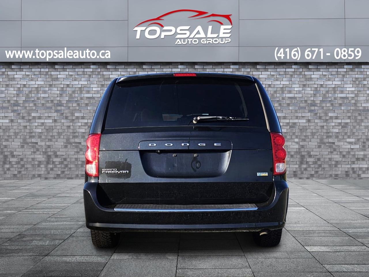 2019 Dodge Grand Caravan SXT Premium Plus Photo3
