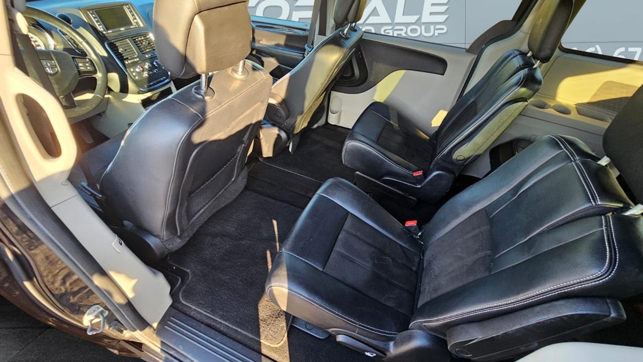 2019 Dodge Grand Caravan SXT Premium Plus Photo