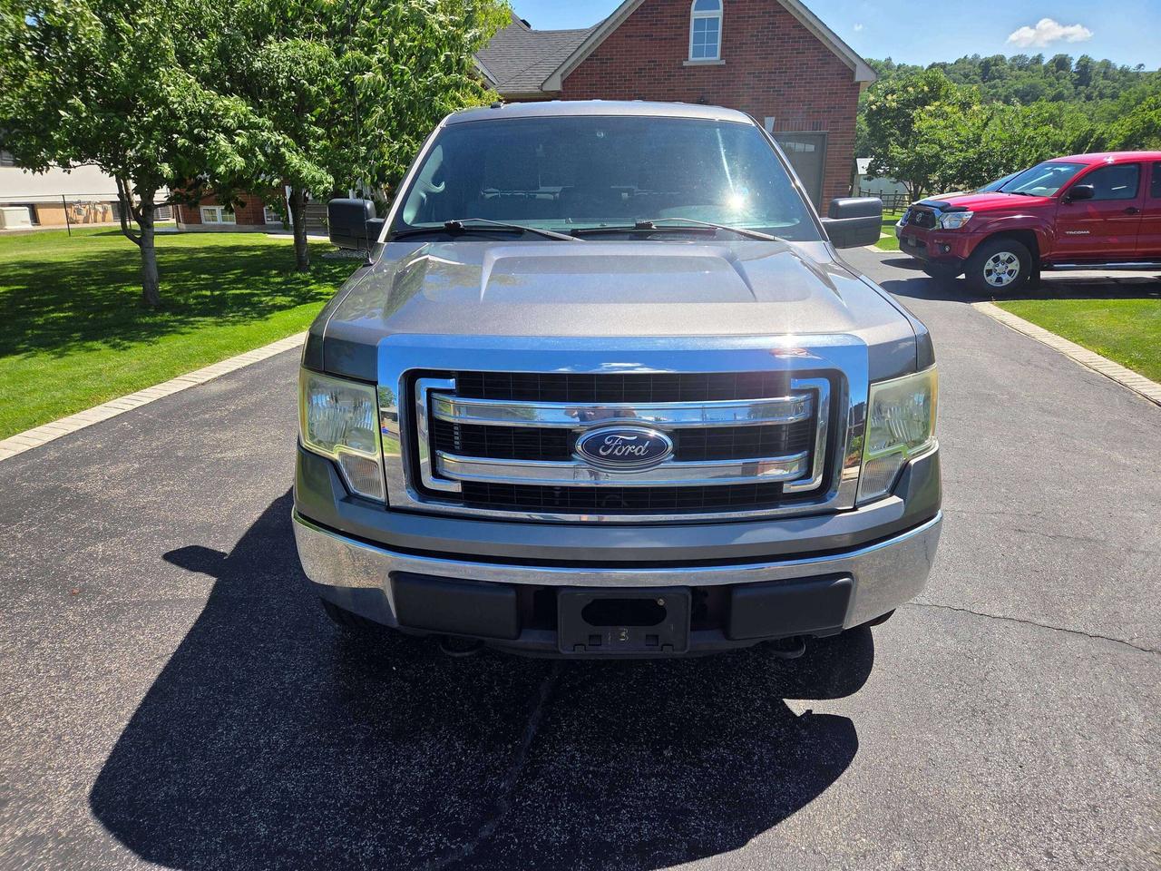 2013 Ford F-150 XLT Photo