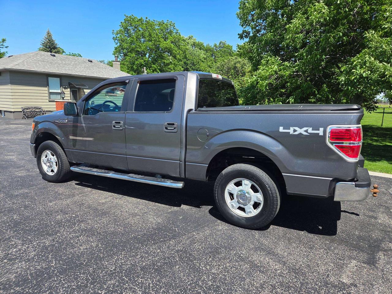 2013 Ford F-150 XLT Photo