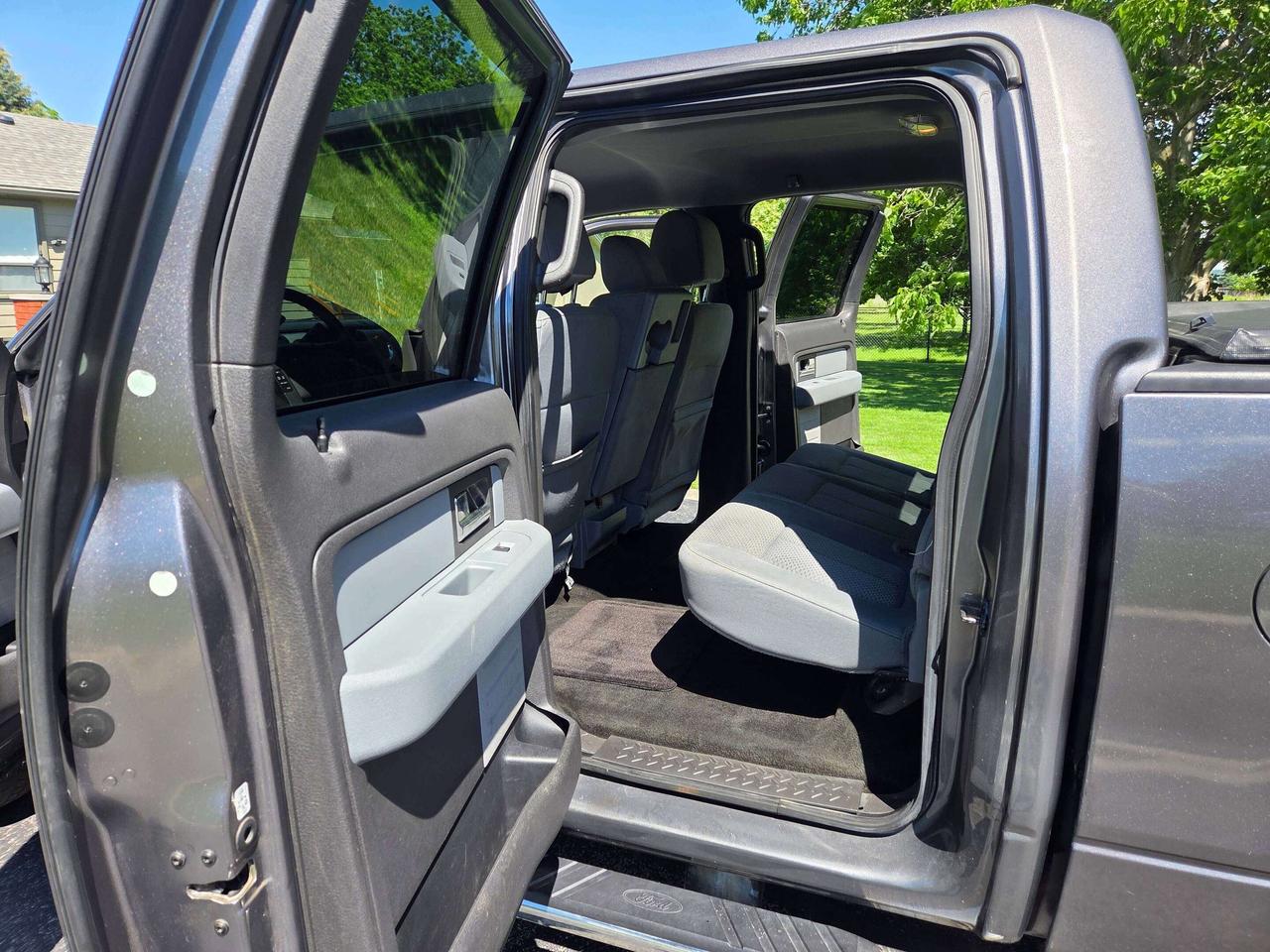 2013 Ford F-150 XLT Photo