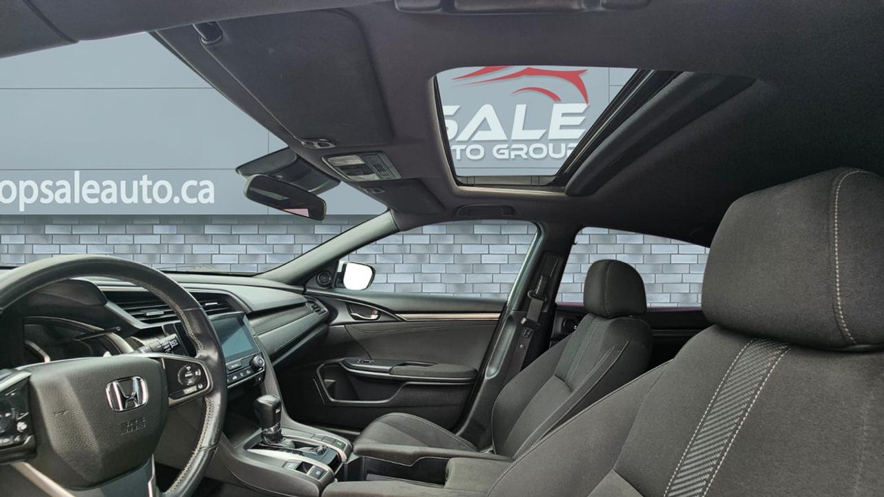 2017 Honda Civic Sport Photo