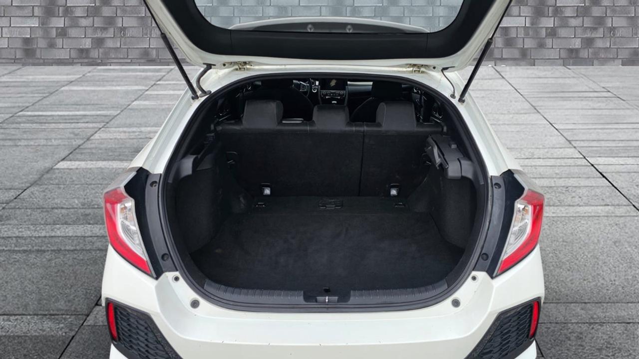2017 Honda Civic Sport Photo