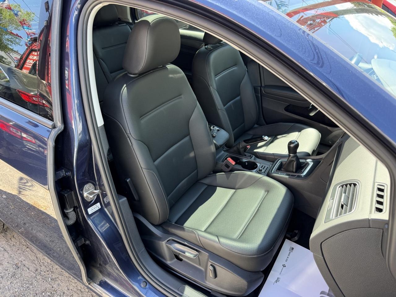 2018 Volkswagen Golf COMFORTLINE Photo