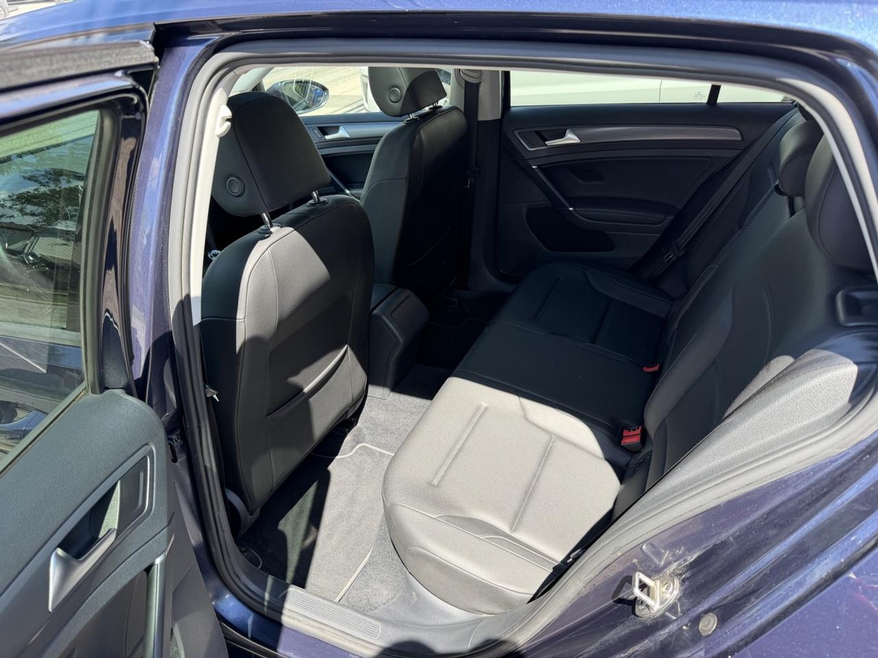 2018 Volkswagen Golf COMFORTLINE Photo