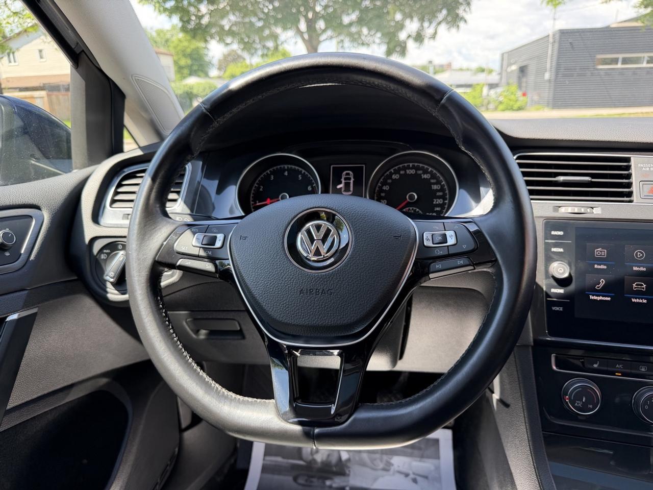 2018 Volkswagen Golf COMFORTLINE Photo