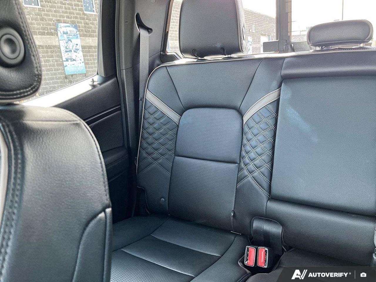 2023 GMC Canyon Denali | Leather | Navigation | Sunroof | Heads Up Display | Ventilated Seats | Power Seats | Photo