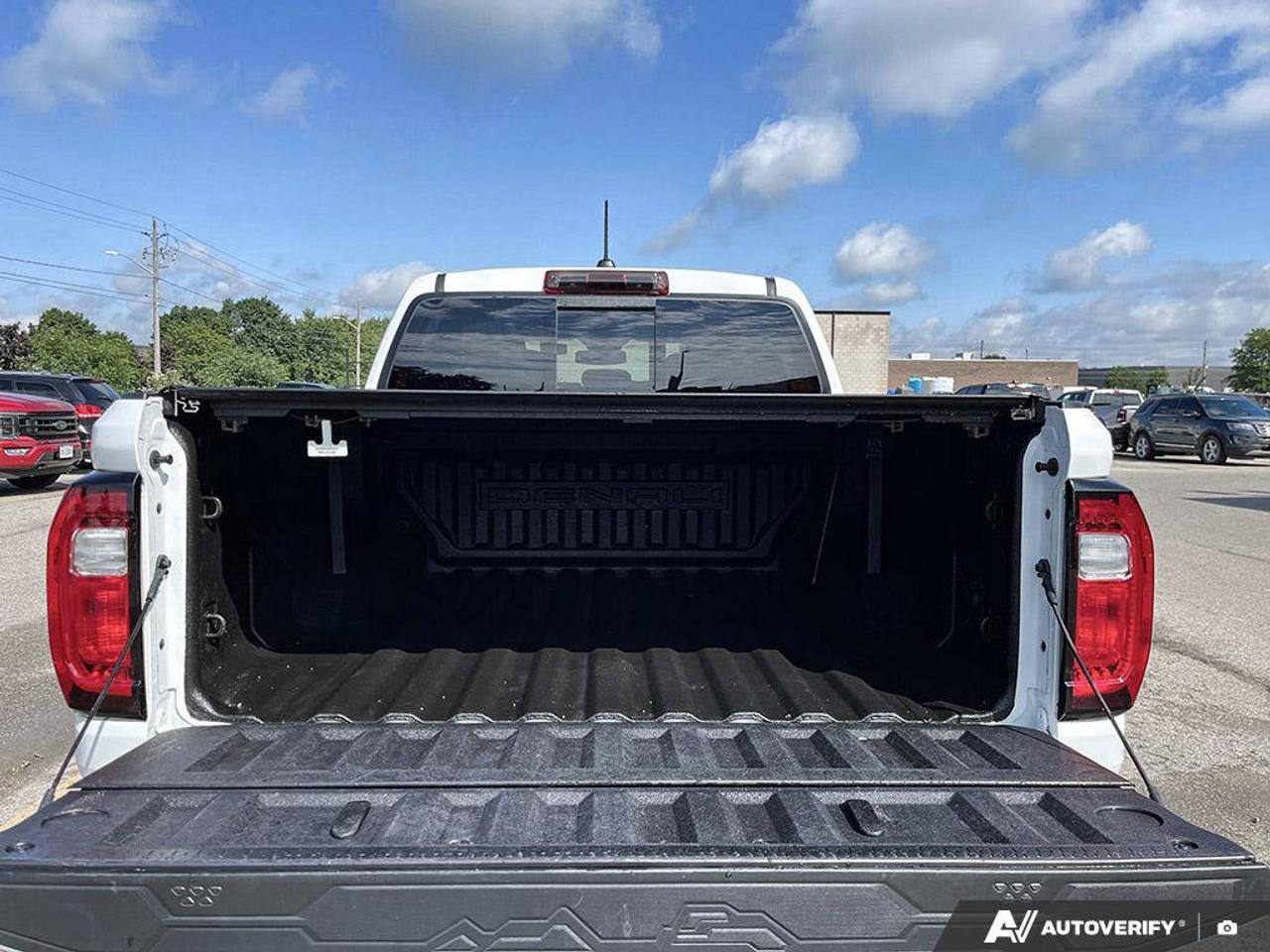 2023 GMC Canyon Denali | Leather | Navigation | Sunroof | Heads Up Display | Ventilated Seats | Power Seats | Photo