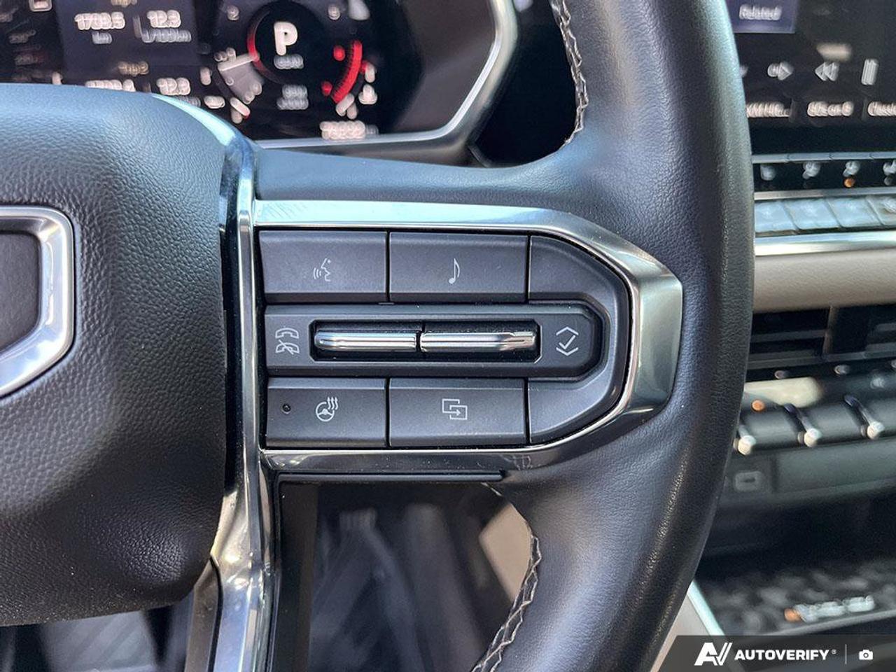 2023 GMC Canyon Denali | Leather | Navigation | Sunroof | Heads Up Display | Ventilated Seats | Power Seats | Photo