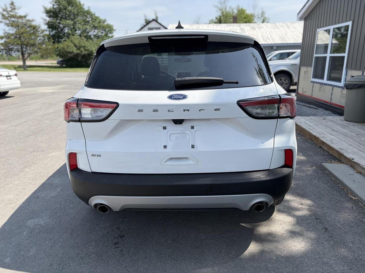 2021 Ford Escape SE 4dr Front-wheel Drive Photo