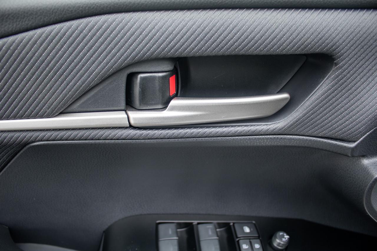 2026 Toyota Camry SE 4dr Front-Wheel Drive Sedan Photo