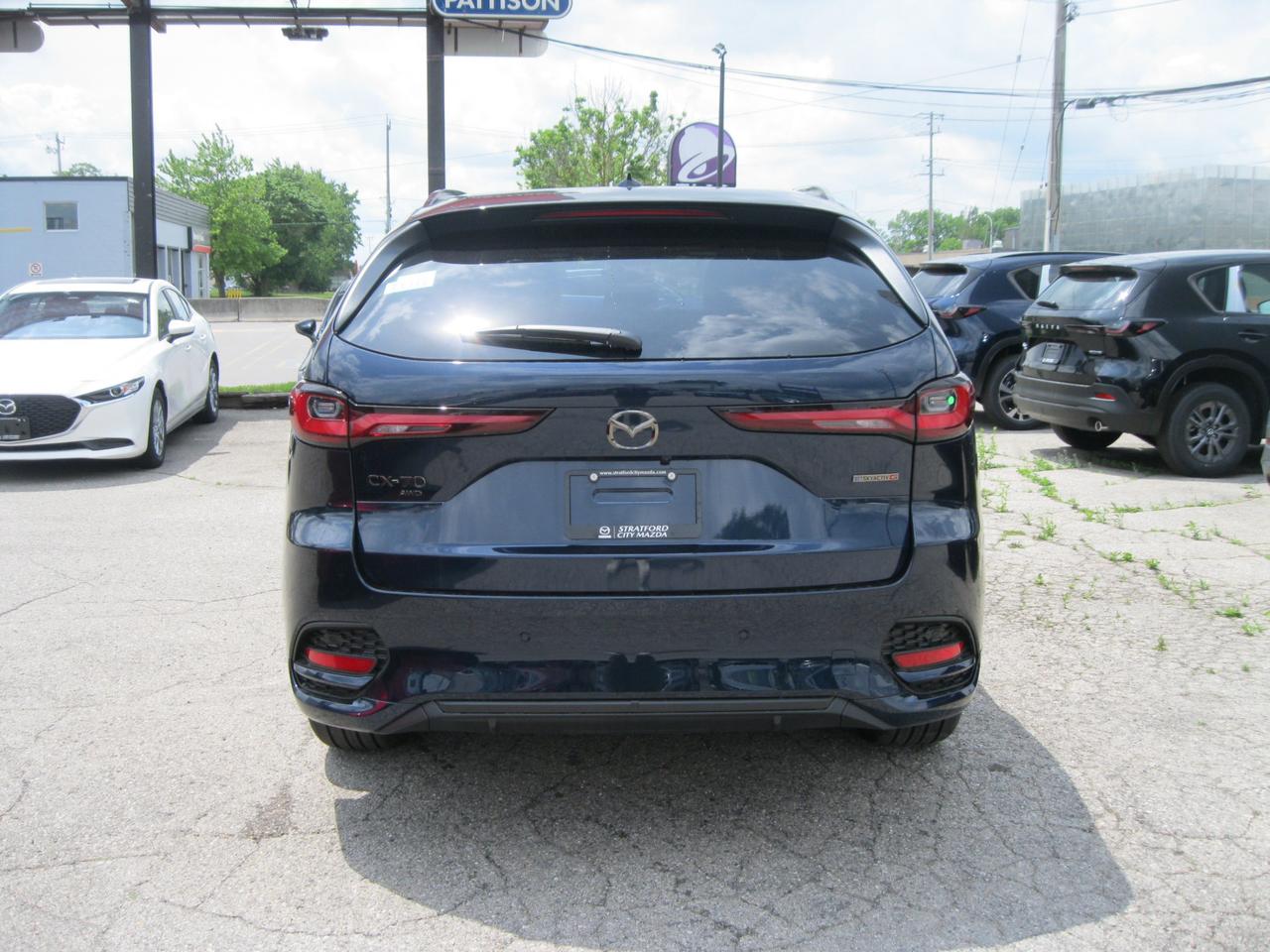 2026 Mazda CX-70 MHEV GT-P 4dr i-ACTIV All-Wheel Drive Sport Utility Photo3