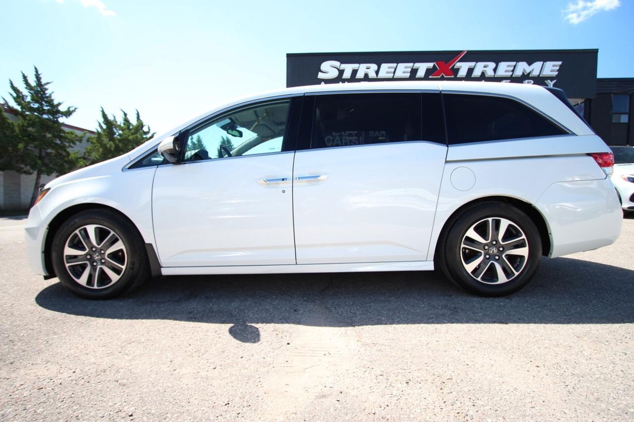 2015 Honda Odyssey Touring - TOP TRIM Photo