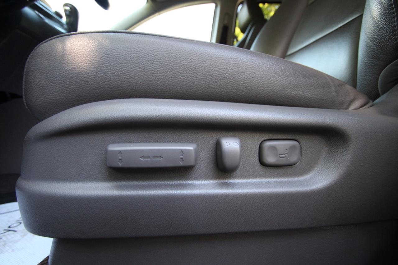 2015 Honda Odyssey Touring - TOP TRIM Photo