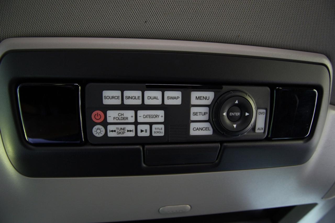 2015 Honda Odyssey Touring - TOP TRIM Photo