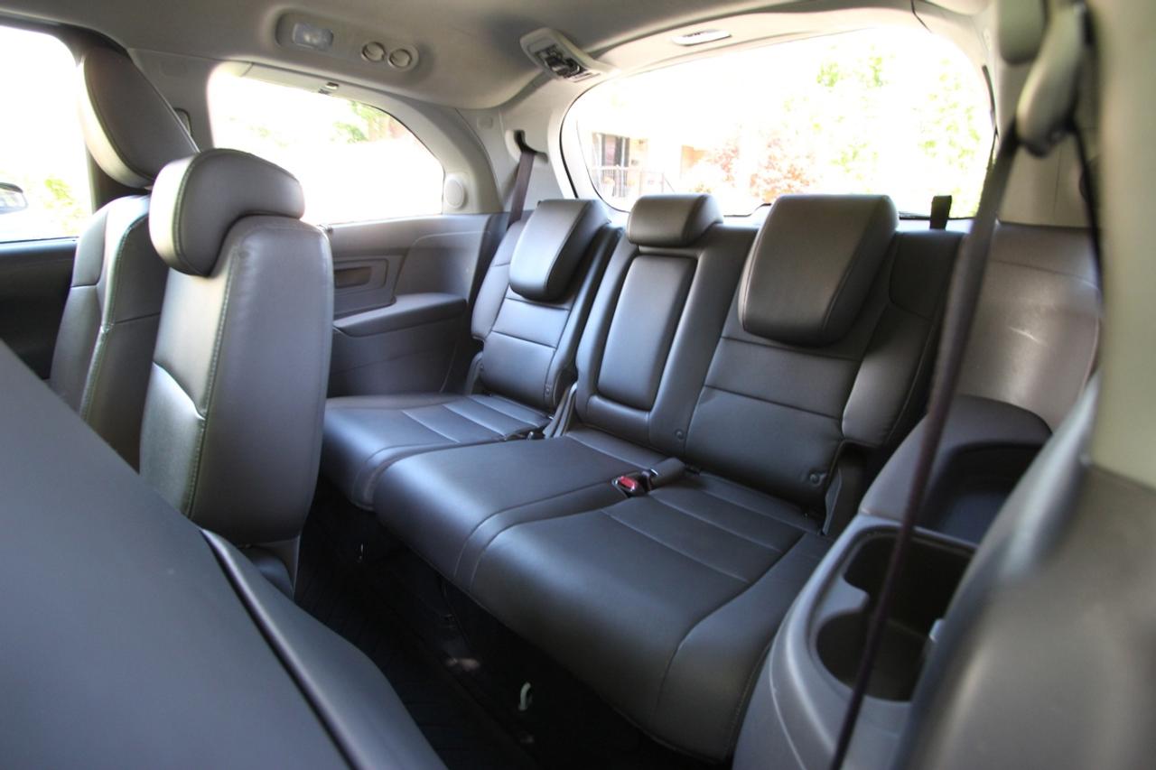 2015 Honda Odyssey Touring - TOP TRIM Photo