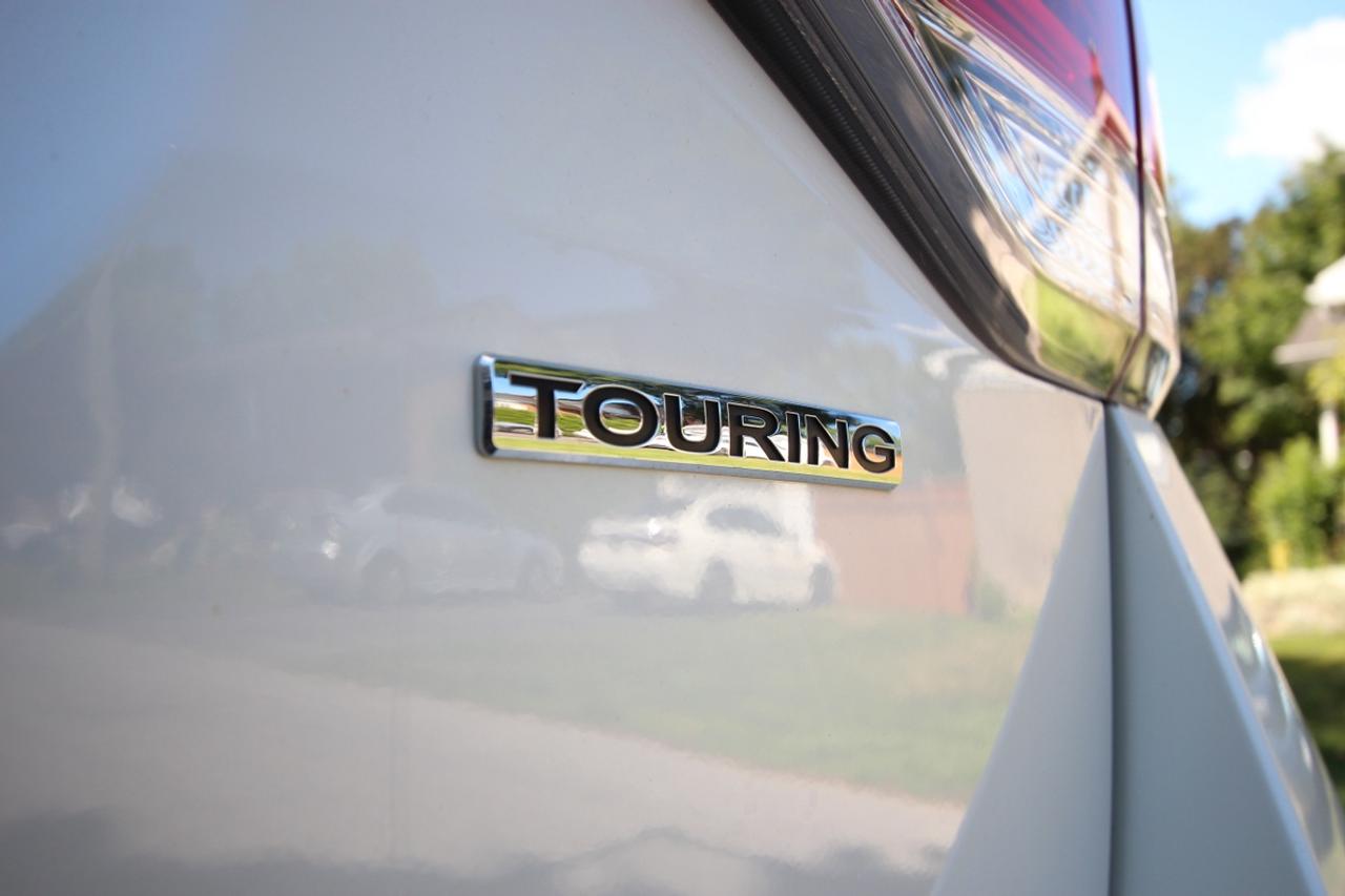 2015 Honda Odyssey Touring - TOP TRIM Photo