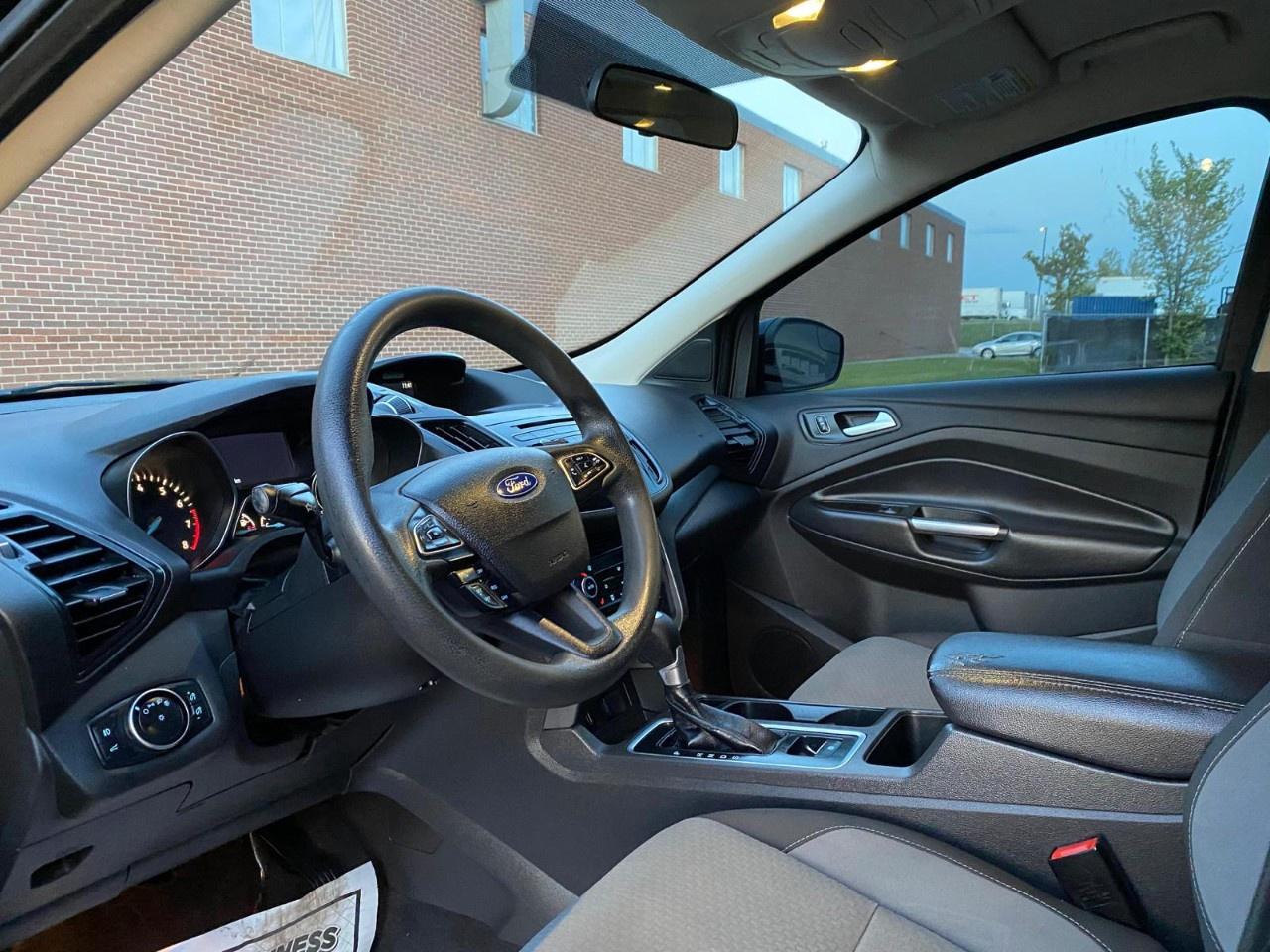 2017 Ford Escape 4WD 4dr SE Photo