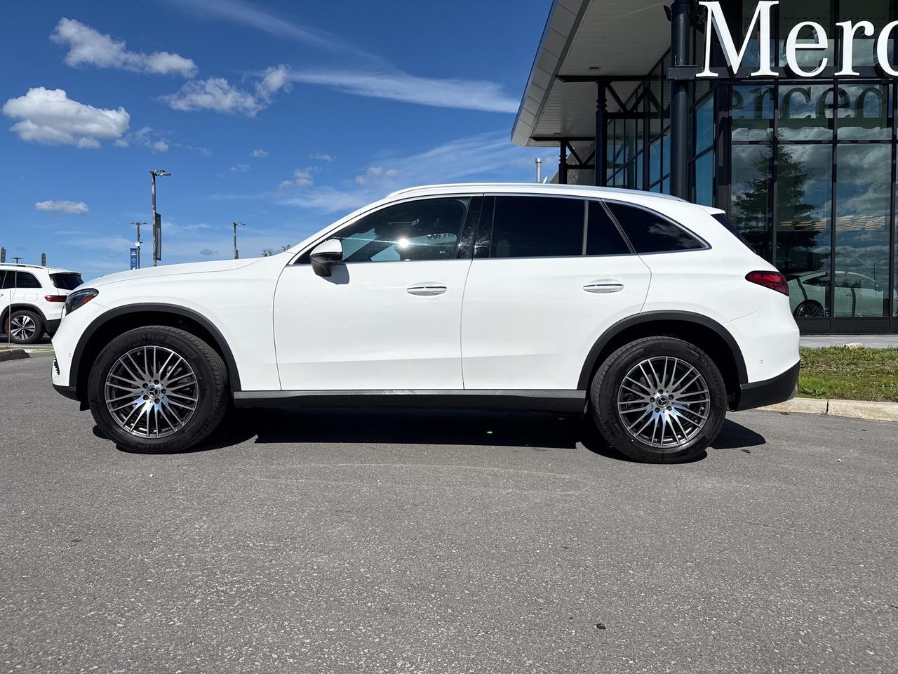 2025 Mercedes-Benz GLC 4MATIC® Photo