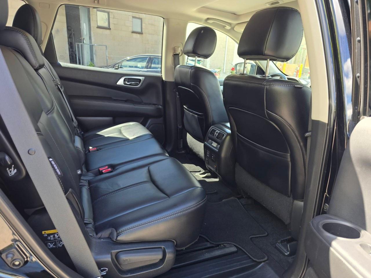 2018 Nissan Pathfinder 4x4 SL Premium Photo