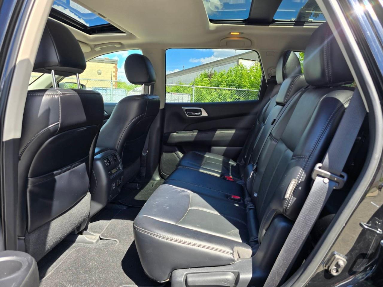 2018 Nissan Pathfinder 4x4 SL Premium Photo
