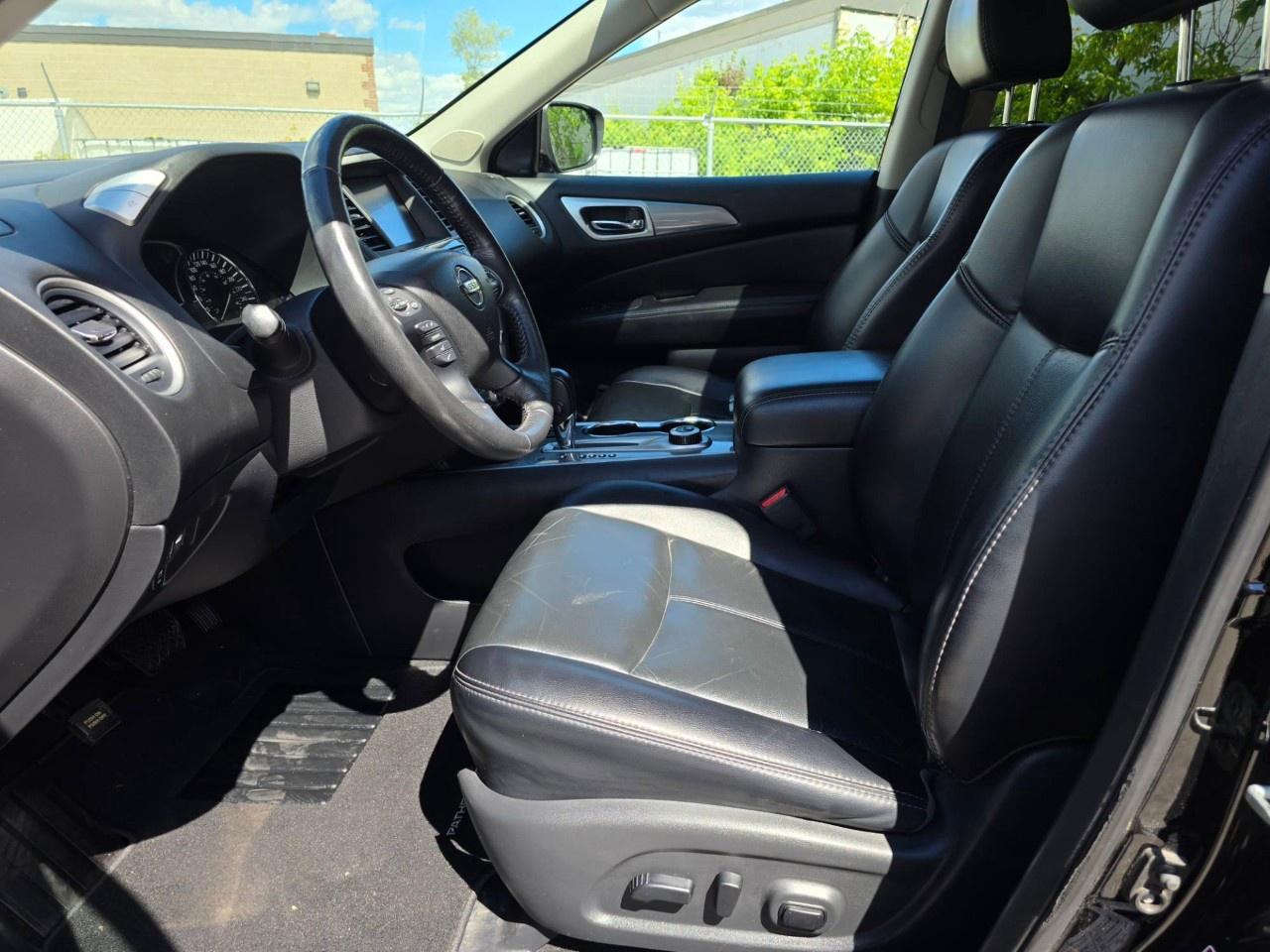 2018 Nissan Pathfinder 4x4 SL Premium Photo