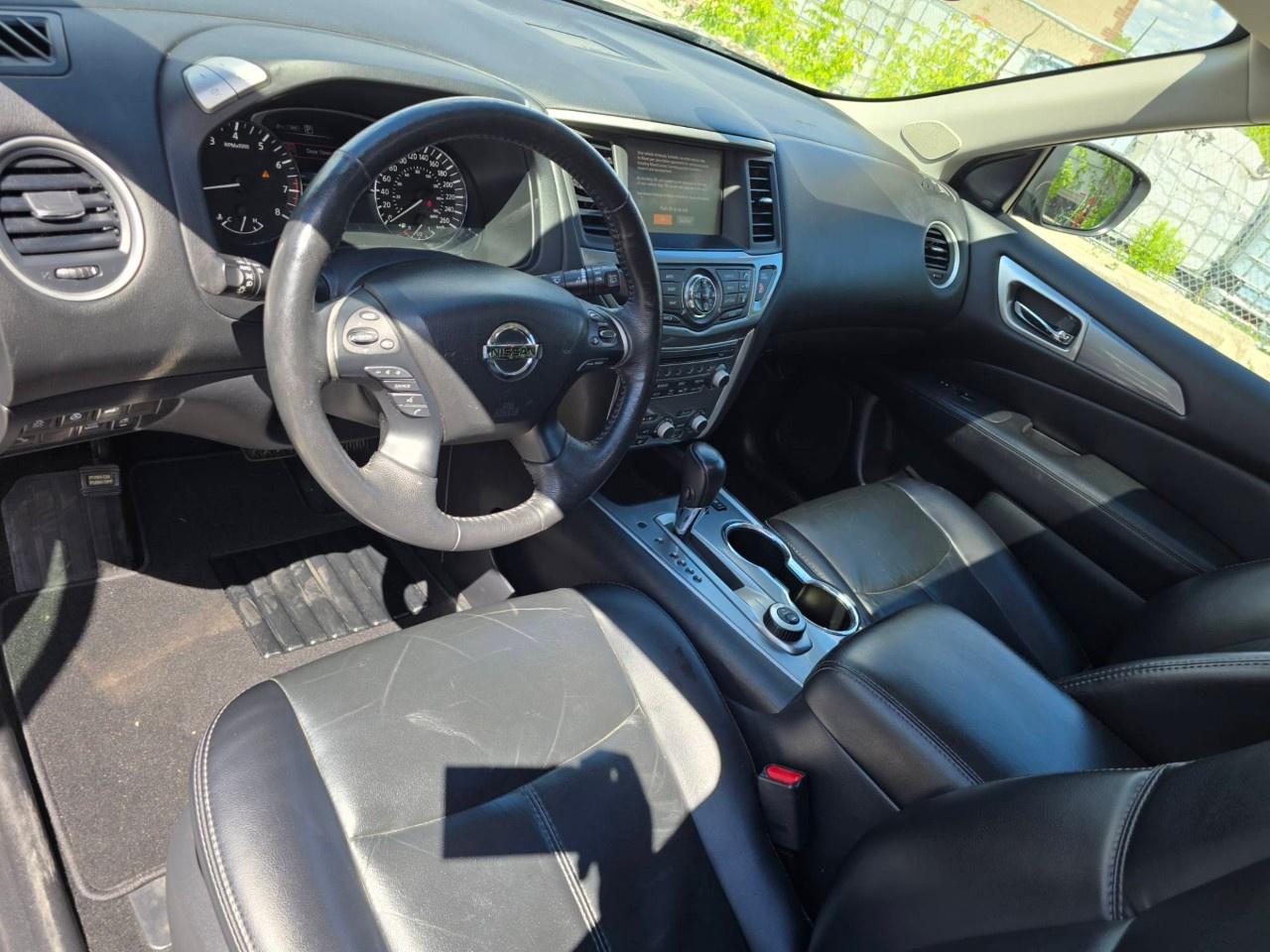 2018 Nissan Pathfinder 4x4 SL Premium Photo