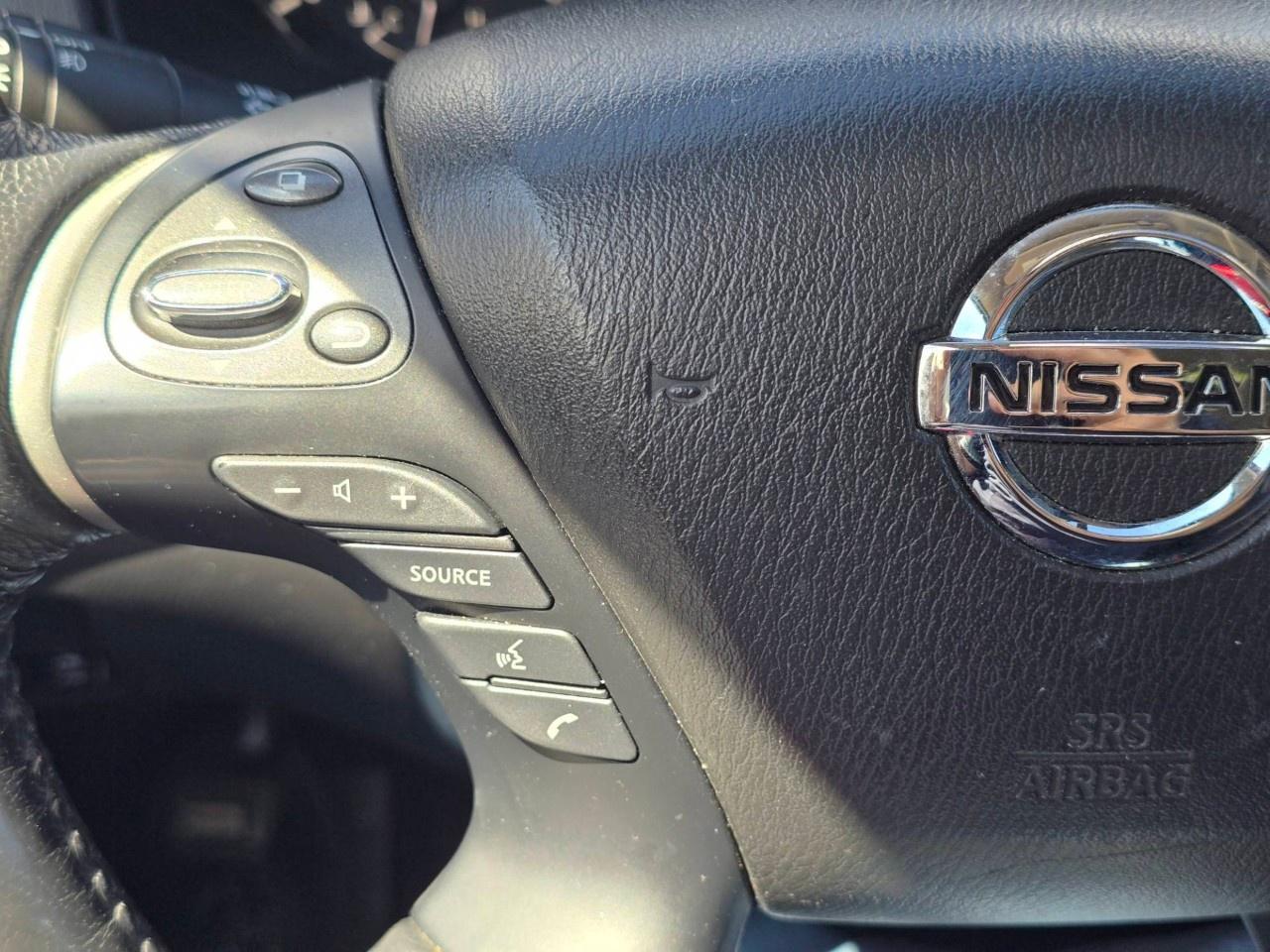 2018 Nissan Pathfinder 4x4 SL Premium Photo