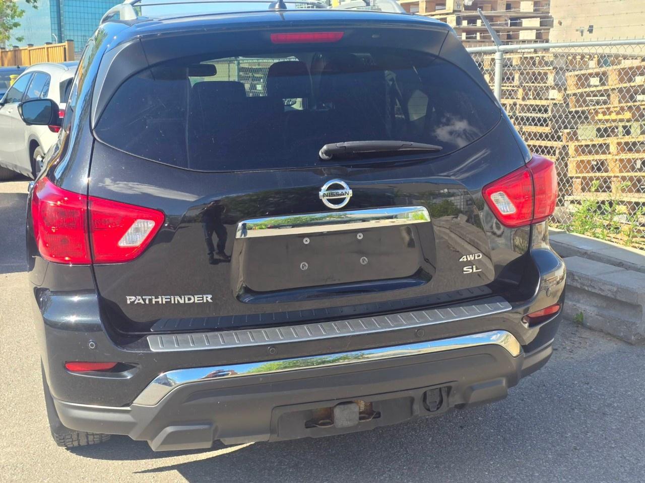 2018 Nissan Pathfinder 4x4 SL Premium Photo