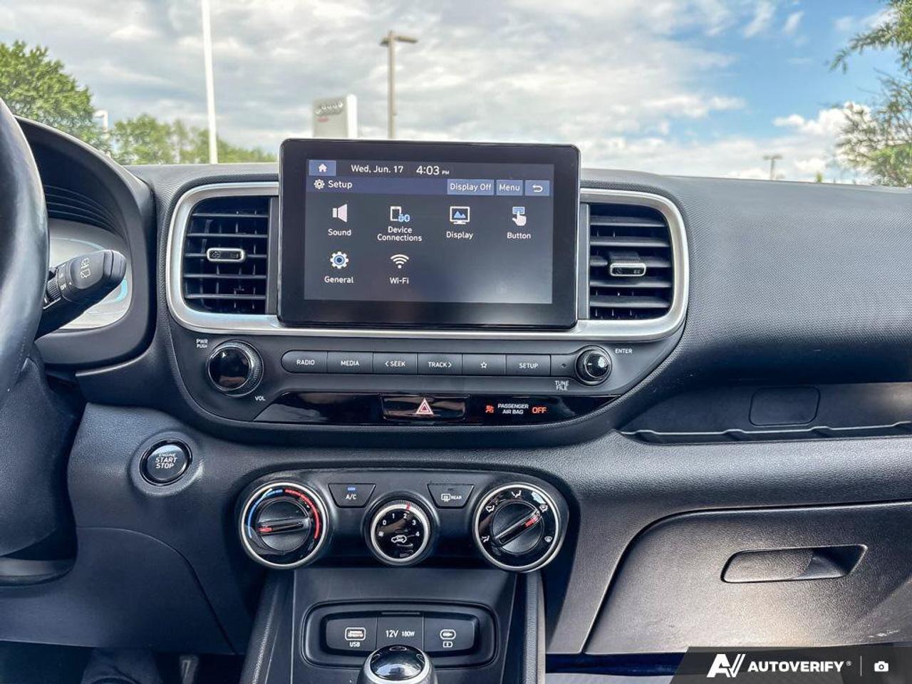 2023 Hyundai Venue PREFERRED Photo